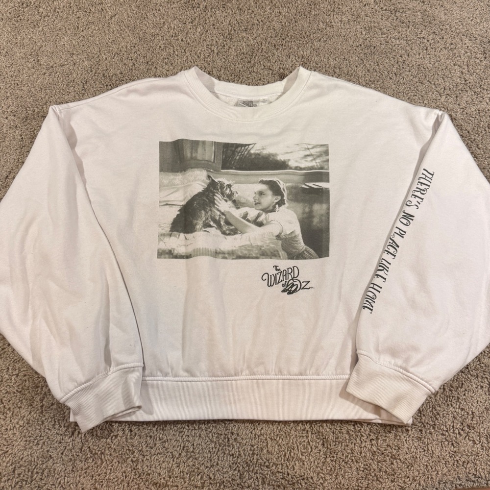 The Wizard of Oz Sweatshirt XL White Good No Place Like Home Graphic Pullover